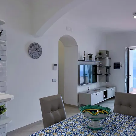 Giulia Apartmán *