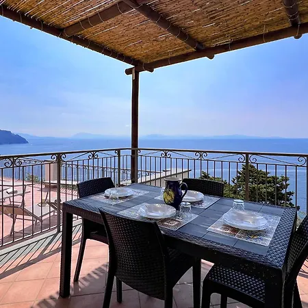 Giulia * Amalfi